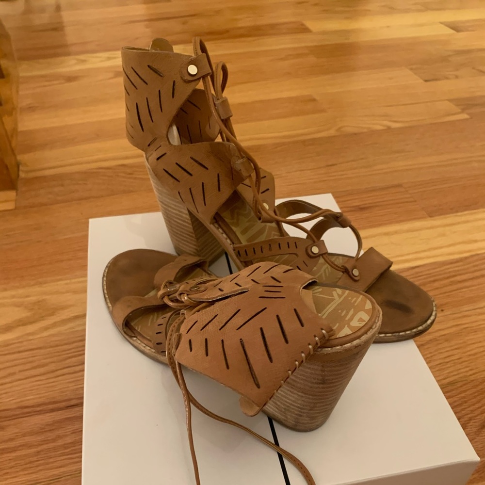 Dolce vita  heels